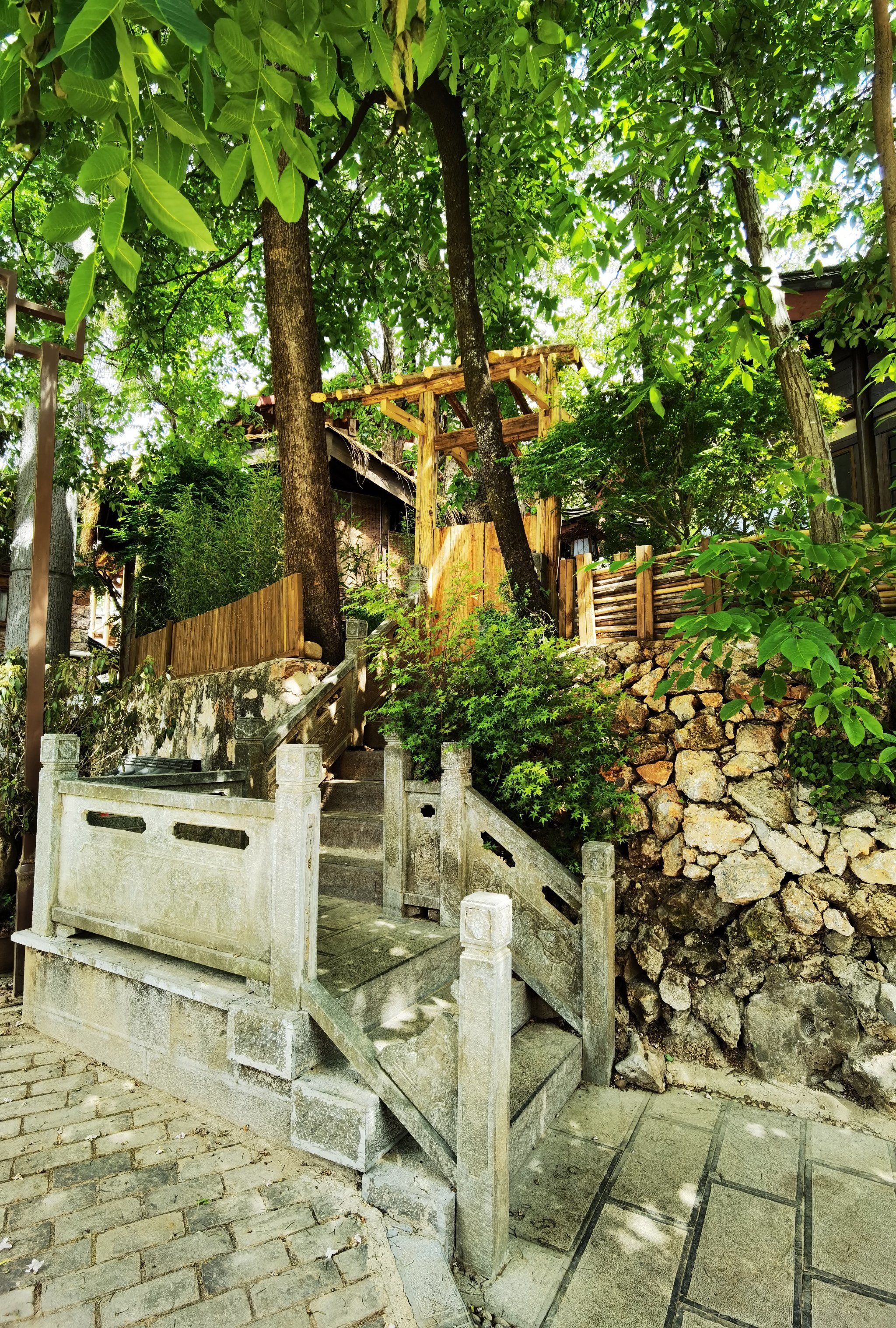 束河古镇的哈里谷,世外桃源纳西民居