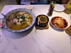 酸菜鱼-夫妻肺片·中华老字号·正宗川菜(春熙路店)