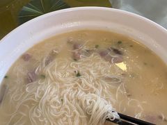 -东豪园林海鲜酒家(南港路辅路店)