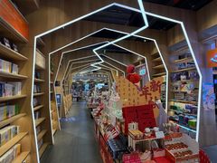 -覔书店(壹方城店)