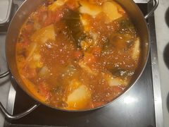 -尚尚仙·酸汤猪手·猪肚鸡火锅(华联万柳购物中心店)