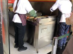 -海燕家人灌蛋饼(凤凰街店)