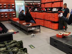 -NIKE北京马连道换季优惠店