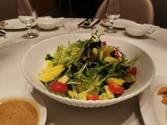 -滩外滩·本帮江浙菜(新天地店)