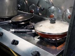-无名氏宵夜小摊(祝家三姐妹馄饨店)