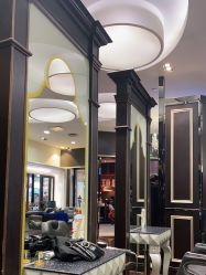 点击看大图 -八佰伴8008星级形象店
