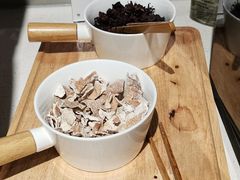 -龍歌自助小火锅(市南金茂湾店)