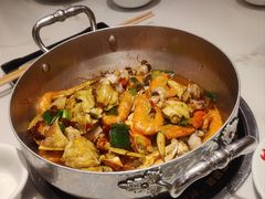 -七欣天香辣蟹火锅(闵行浦江欢乐颂店)