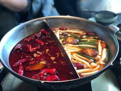 -湊湊火锅·茶憩(新中关购物中心店)