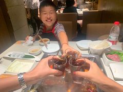 -海底捞火锅鲜切牛肉主题店(长寿路店)