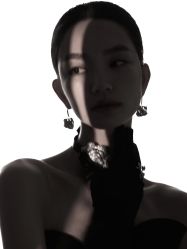 -至臻微拉婚纱摄影