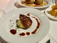 香煎鹅肝-茹丝葵经典牛排馆(上海外滩店)