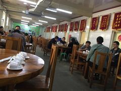 大堂-博爱屠王大骨头