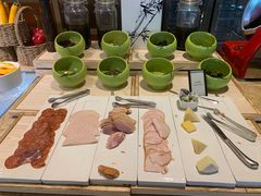 -大中华希尔顿酒店-念自助餐·嗨啤·小龙虾