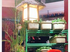 -大匠工房古船木艺术餐厅·猪肚鸡专门店(长白仙岛店)