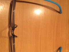 -MiRi眼镜连锁·蔡司·尼康控优点合作店(莘庄店)