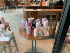 -星巴克(西安旺座现代城店)