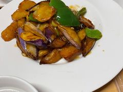地三鲜-关东小磨东北菜(上海长风大悦城店)