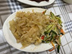 酸菜粉-尹记餐馆(花园店)