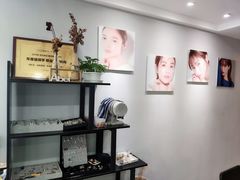 -ME觅妆·定制美妆·彩妆私教(菱角湖店)