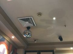 -环球梦主题KTV(曲阳生活购物中心店)