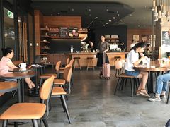 大堂-星巴克(潍坊泰华广场店)