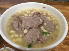 牛肉泡馍-刘信牛羊肉泡馍小炒(回民街店)