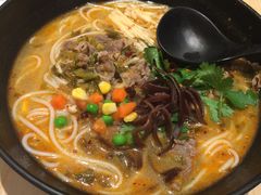 -云味馆过桥米线(皇庭广场店)