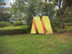 -金桥现代产业园区-停车场