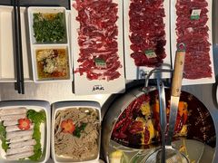 -牛德亨臻牛潮汕火锅(万邦时代店)