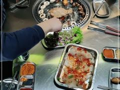-马路牙子烧烤音乐酒馆(望京店)
