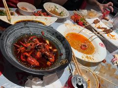 -肥肥虾庄·金牌油焖大虾(杨园滨江时代walk店)