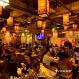 总要热爱点什么，所以，出来喝酒吗？