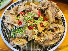 -有红鸡毛店·川菜(建设路店)