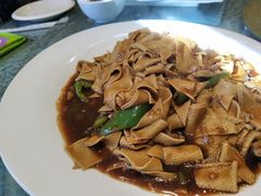 -老码头黑皮肘子锅包肉(文政街店)