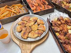 -老东镇啤酒屋海鲜加工·蒸汽海鲜·海鲜烧烤(台东店)