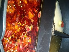 -热火朝天鲜切牛肉火锅(南强街巷店)