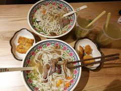-鑫花溪牛肉米粉(人民广场店)