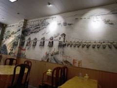 -官塘陈记鱼生·潮汕砂锅粥·牛肉火锅(潮枫路总店)