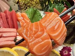 -蟹犇前•帝王蟹雪蟹(陆家嘴店)