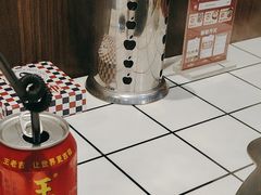 -九街淑芬掌中宝串串公司(内街文化创意园店)