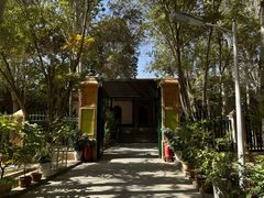 -艾提尕尔清真寺
