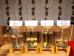 -茅台镇网红溶洞餐厅·茅帮菜馆