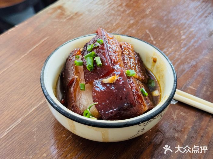 家烧面馆【南山路知名经典面食】东坡肉图片