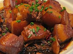 阿婆红烧肉-荣小馆(椒江青悦城店)