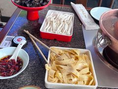 -皇城老妈·大连海鲜火锅(港湾店)