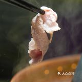 汤是清水涮！就代表羊肉是最好的！要是来点老北京糊饼