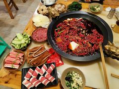 -黄潇洒老火锅(九眼桥宏济巷店)