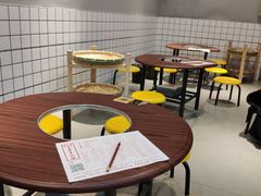 -老街烧烤大排档·地道湖北菜·龙虾馆(汉口火车站店)