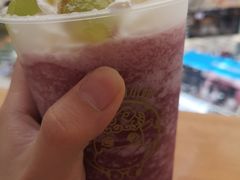 -牛牛和清小妞芝士卷饼厂(红谷滩万达店)